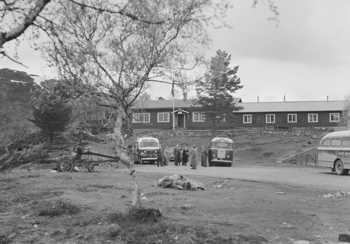 hovdehytta-gjennom-tidene-hovden